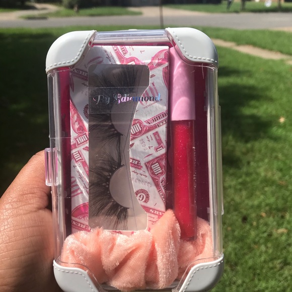 lipgloss - Picture 1 of 1